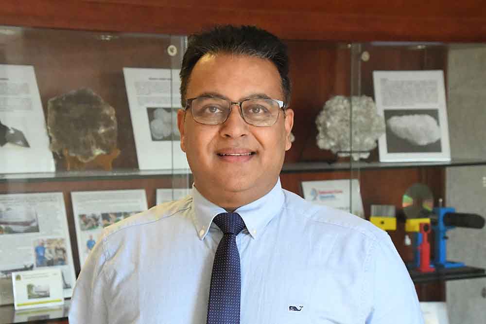 Dr. M. Rana awarded a 2D materials research grant
