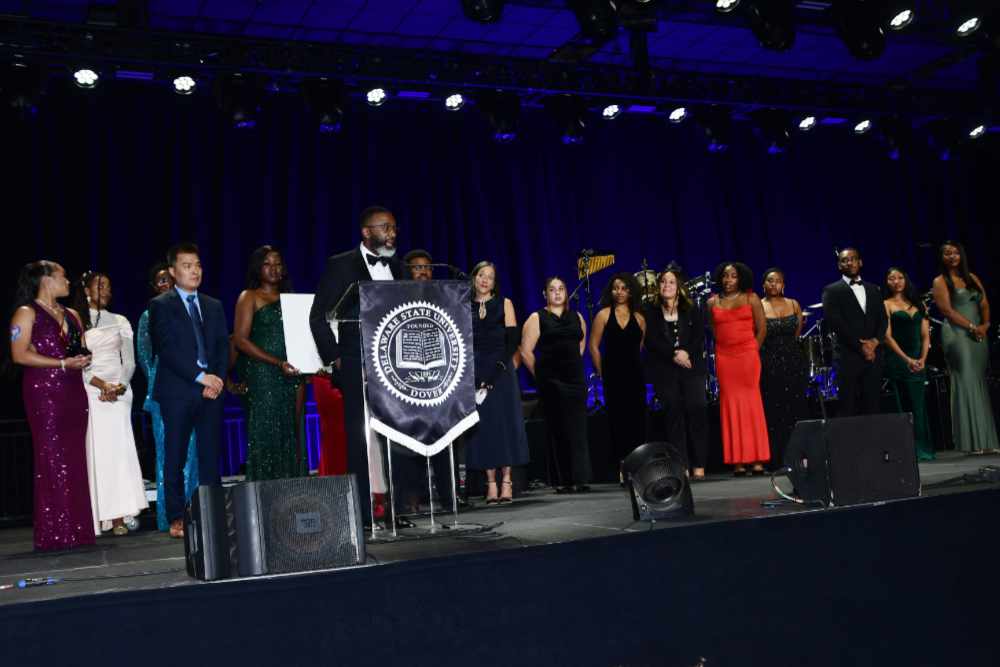 Greg MacKenney, Vice President and General Manager of Agilent's Supply Division, spoke at the Scholarship Ball, where a host of Agilent officials and DSU Agilent Student Scholars shared the stage with him. During the Ball, DSU presented Agilent with its Corporate Partner of the Year Award. 