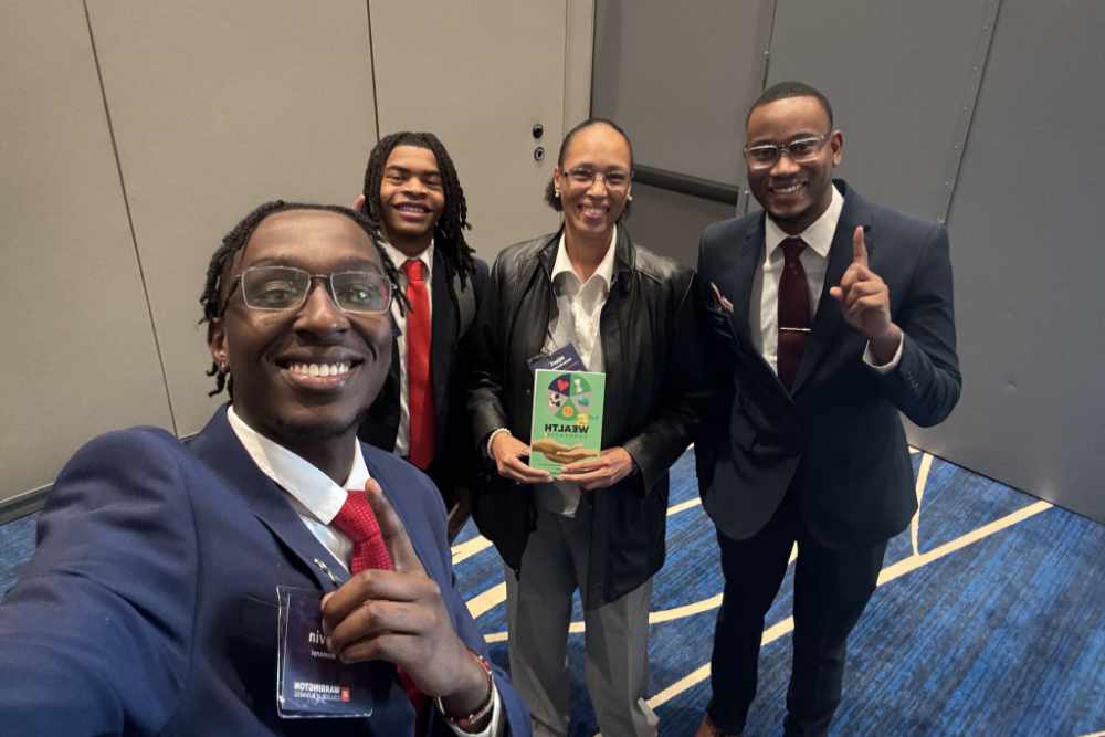 DSU students compete at Future Advisors Conference in Florida